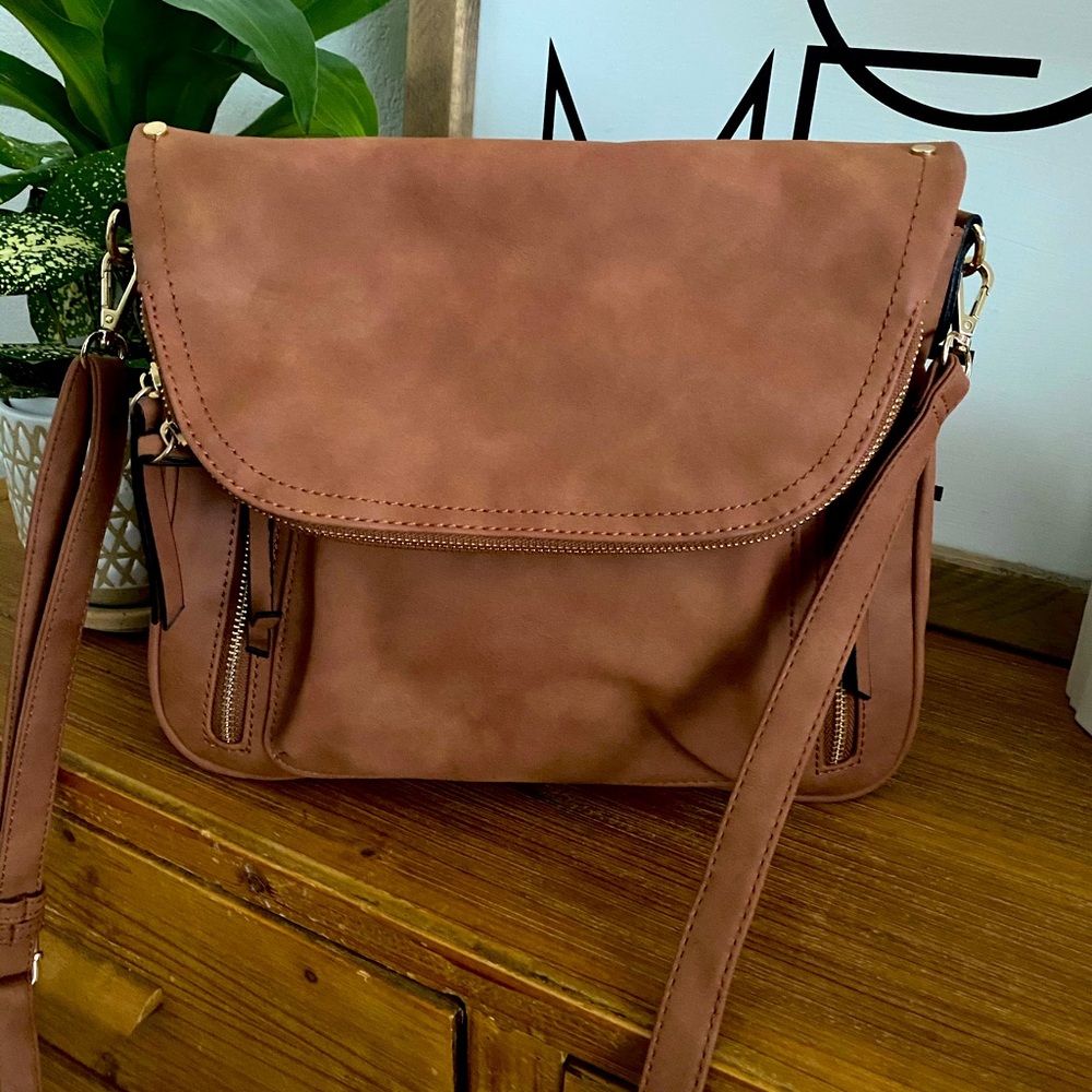 Medium purse